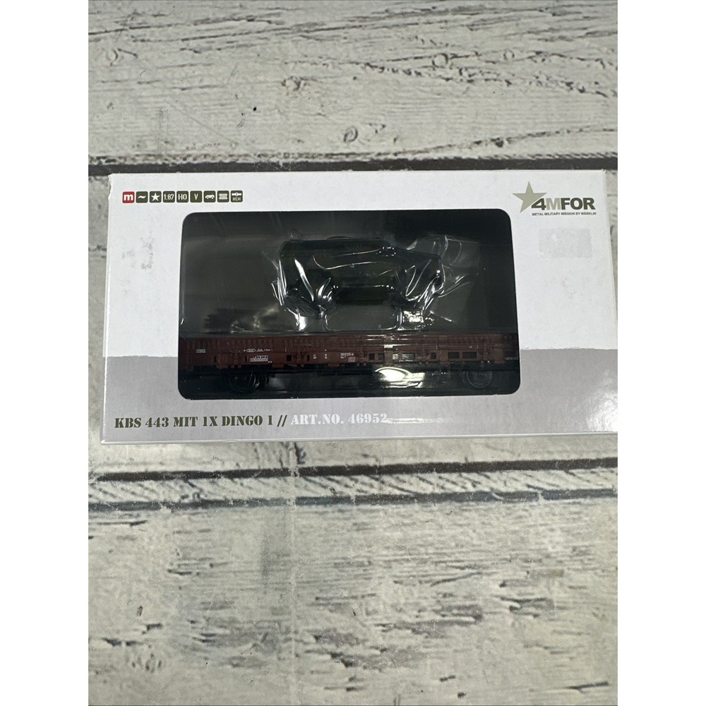 MARKLIN 4MFOR 1:87  FLAT WAGON WITH LOAD EPOCHE V. CAT NO.46952 NEW IN BOX